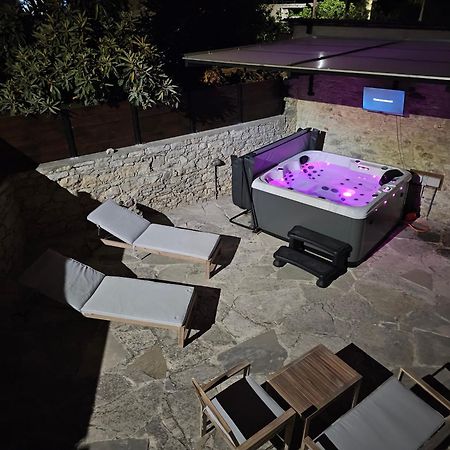 The Stonehouse Suites With Private Bath Spas リマソール エクステリア 写真