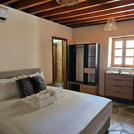 The Stonehouse Suites With Private Bath Spas リマソール エクステリア 写真