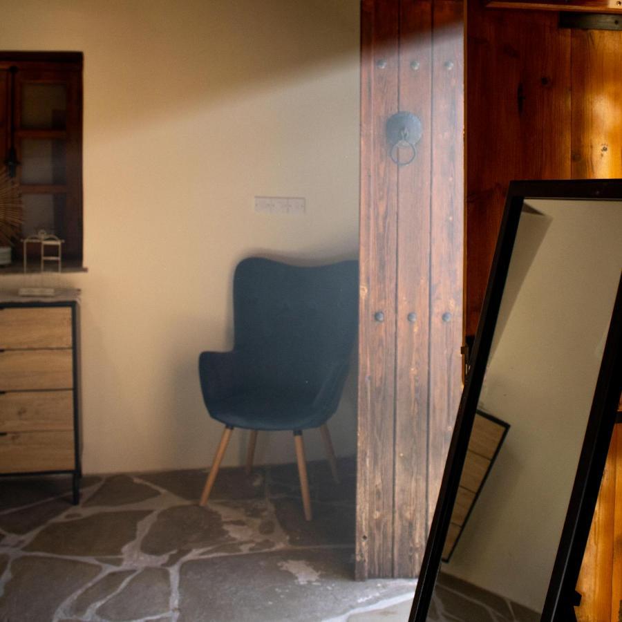 The Stonehouse Suites With Private Bath Spas リマソール エクステリア 写真