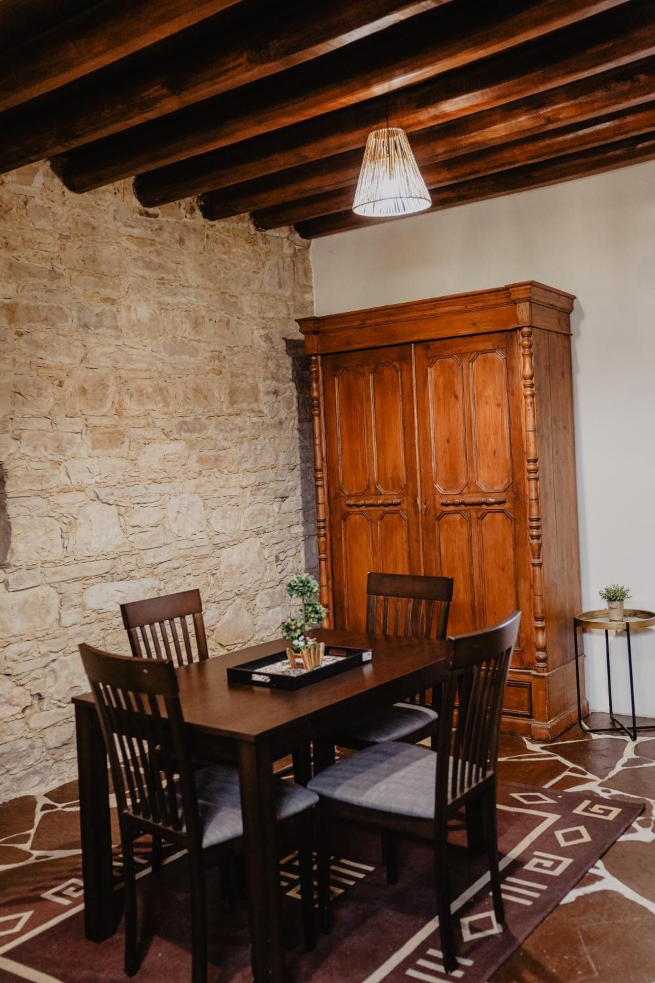 The Stonehouse Suites With Private Bath Spas リマソール 部屋 写真
